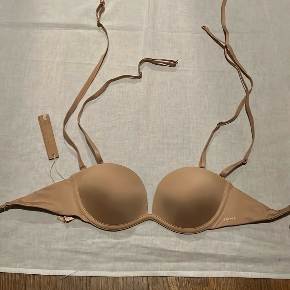 Skims Multi Way Bra in clay